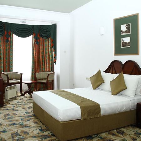 Galway Forest Lodge Hotel نوفارا إيلِيا المظهر الخارجي الصورة