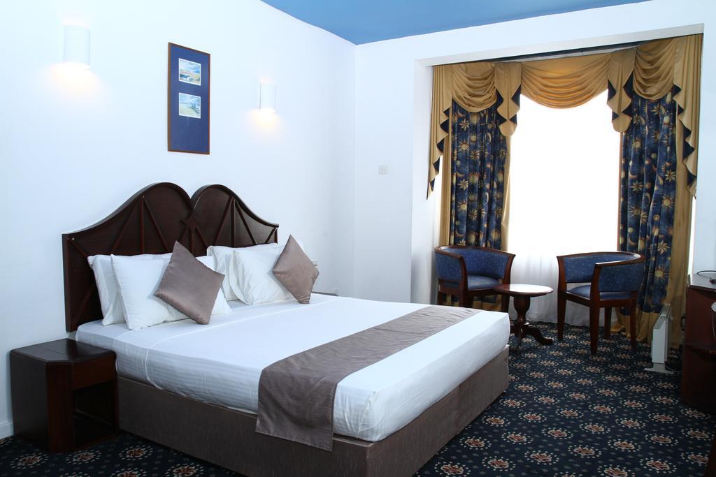 Galway Forest Lodge Hotel نوفارا إيلِيا المظهر الخارجي الصورة