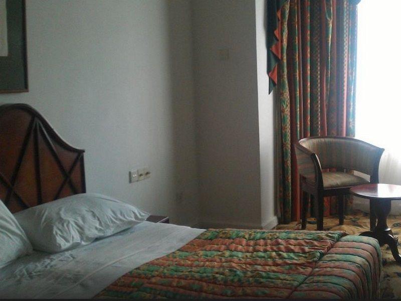 Galway Forest Lodge Hotel نوفارا إيلِيا المظهر الخارجي الصورة