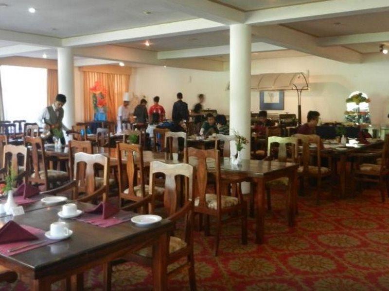 Galway Forest Lodge Hotel نوفارا إيلِيا المظهر الخارجي الصورة